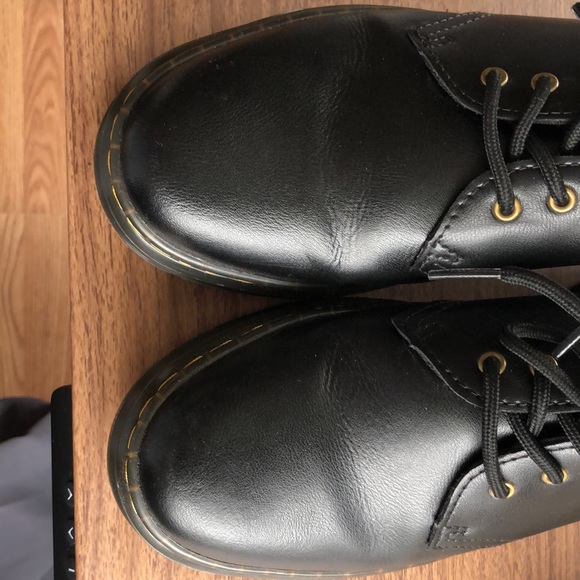 Dr. Martens Zavala Lo Oxfords NWOT - Picture 11 of 16